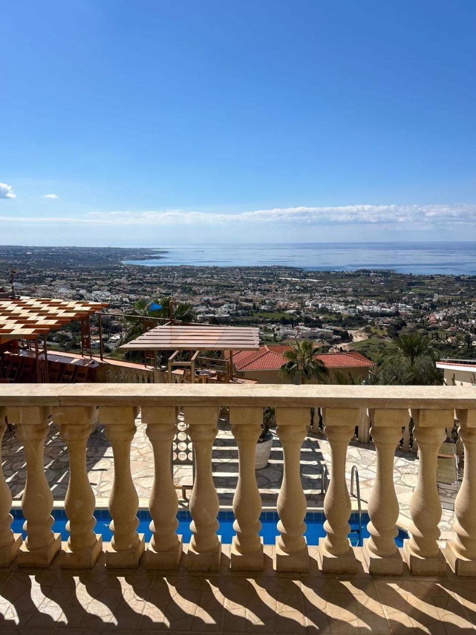 Villa Aphrodite Пея Екстериор снимка