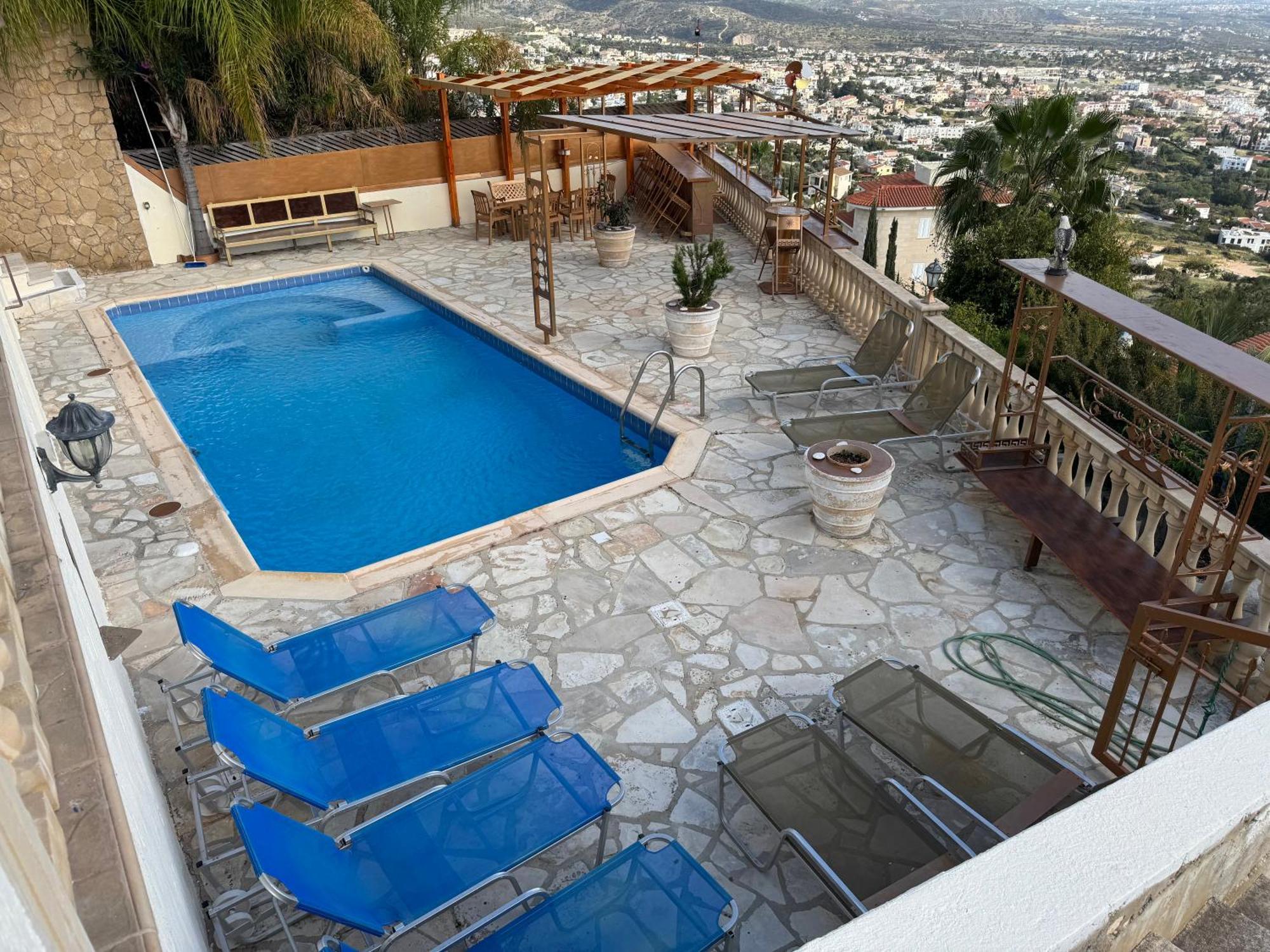 Villa Aphrodite Пея Екстериор снимка