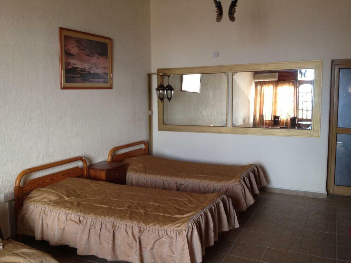 Villa Aphrodite Пея Екстериор снимка