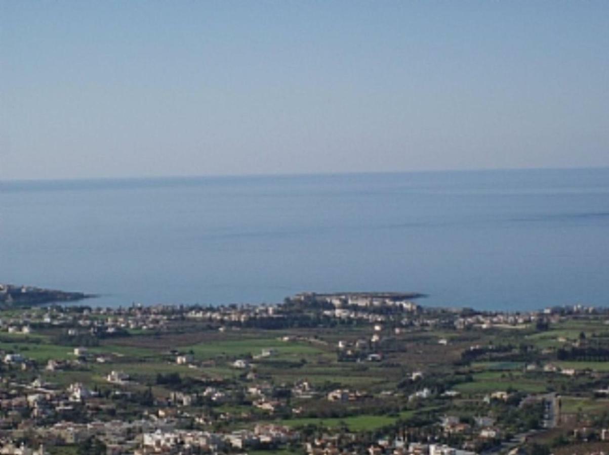 Villa Aphrodite Пея Екстериор снимка