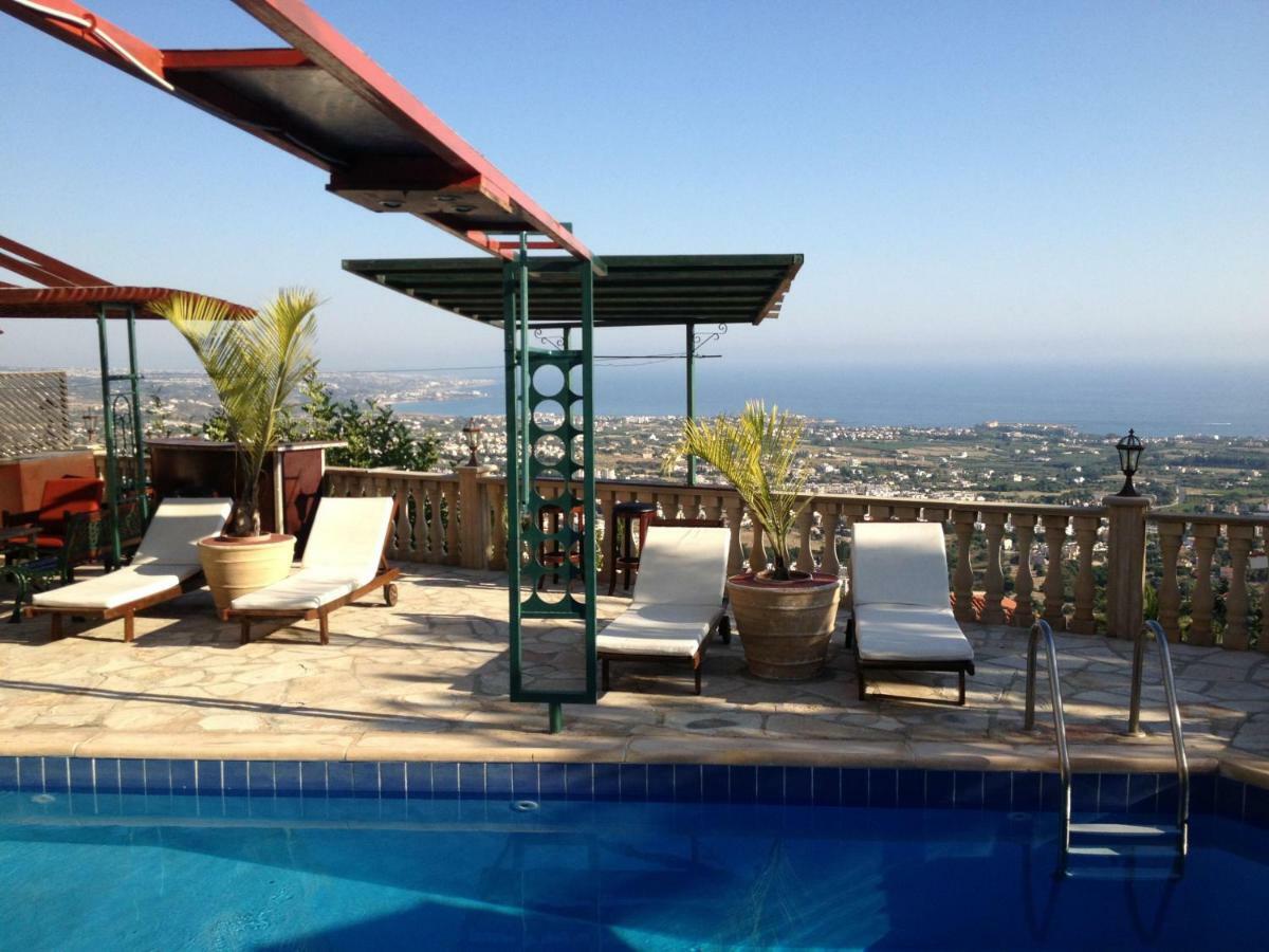 Villa Aphrodite Пея Екстериор снимка